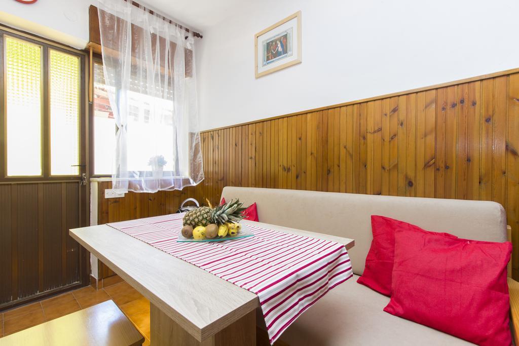 Apartment Neven Rogoznica  Cameră foto